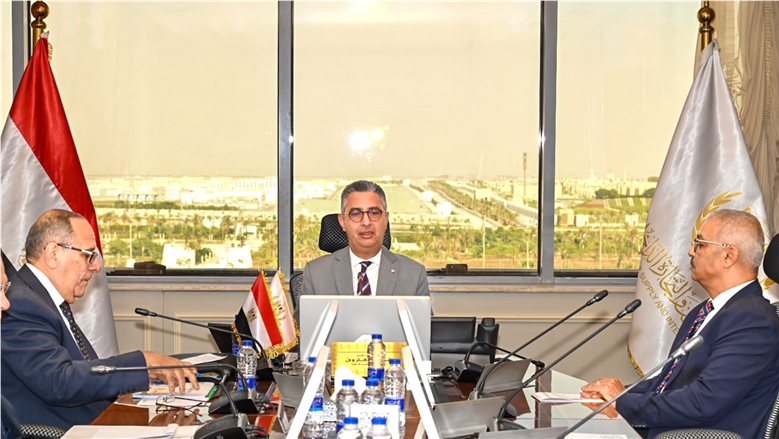 وزير التموين يبحث مع شركة «أدفانسز تليكوم» تطوير منصة رقمية لمشروع «كاري أون»