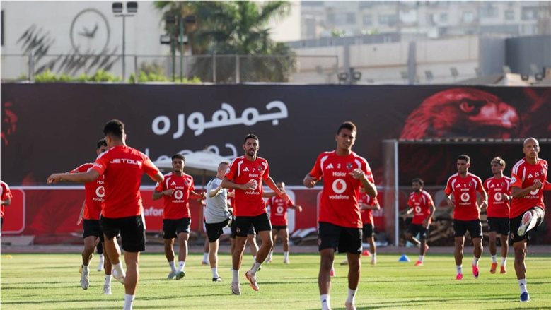 موعد مباراة الأهلي والزمالك.. القنوات الناقلة وترتيب الفريقين في الدوري المصري