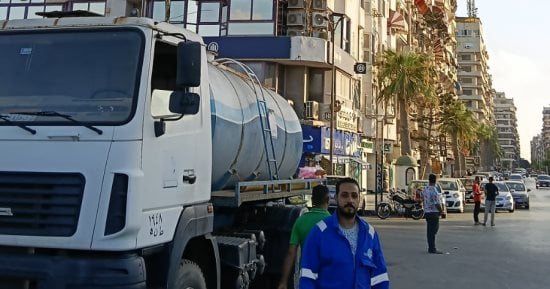 مياه القناة تدفع بسيارات الطوارئ بعدة مناطق فى بورسعيد استعدادا لموسم الأمطار