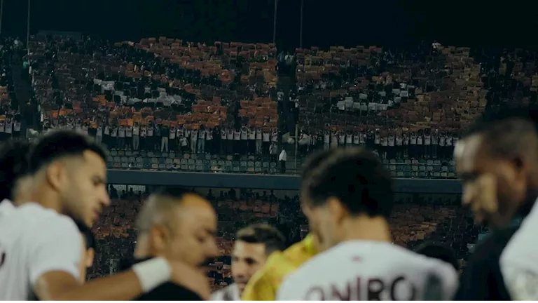 من الساموراي إلى الشبح.. ما قصة تيفو الزمالك المثير للجدل في القمة؟