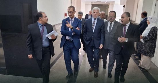 جامعة الزقازيق الأهلية تستقبل مساعد وزير التعليم العالي لمتابعة معدلات التنفيذ