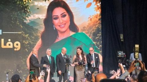 وفاء عامر من مهرجان VS-FILM: السويس بلد عظيم وأهلها بواسل يعرفون معنى الوطن