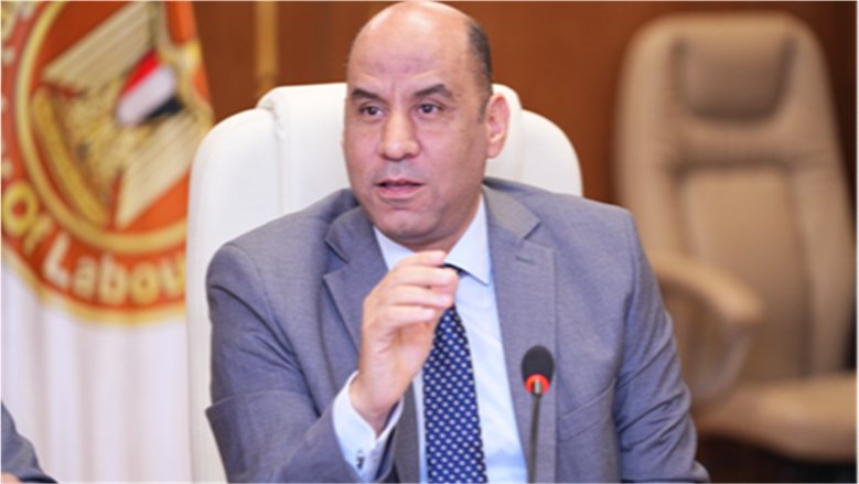 وزير العمل: تشديد الرقابة على المصانع وحماية حقوق العمال.. والبطالة تتراجع لـ5.8%