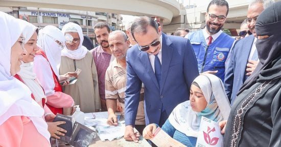 محافظ سوهاج يطلق فعاليات مبادرة «صحة وانتصار» بميدان الثقافة
