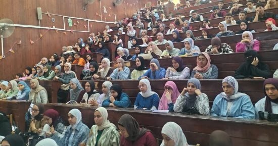 جامعة قناة السويس تنظم 3 ندوات توعوية لتعزيز الوعي الصحي والتربوي لدى الشباب