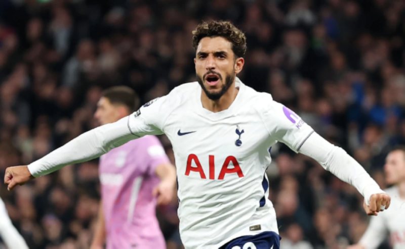 القنوات الناقلة لمباراة توتنهام وتشيلسي في الدوري الإنجليزي.. وموقف «مرموش»