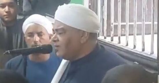 يا حبيب القلوب الصلاة عليك.. وصلة مديح بعد صلاة الجمعة بإسنا.. فيديو