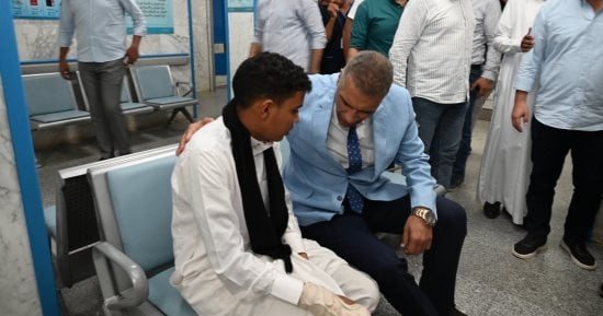 محافظ جنوب سيناء يتفقد مستشفى طابا المركزي ويتابع مستوى الخدمات الطبية