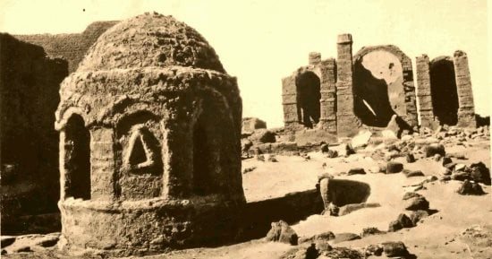 مقابر البجوات بالوادى الجديد.. أسرار مدينة الموتى وفنون المسيحية المبكرة «صور»