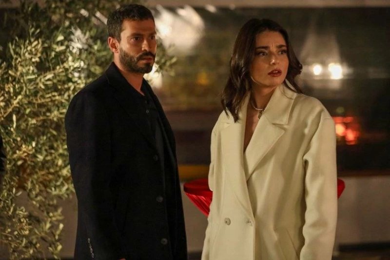 موعد عرض الحلقة 21 من المسلسل التركي حب محتمل