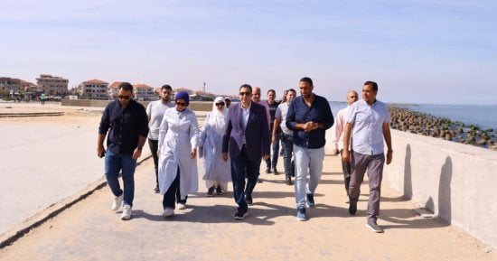 محافظ دمياط يتابع آخر مستجدات مشروع تطوير منطقة اللسان برأس البر