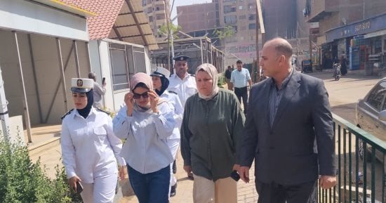 نائب محافظ القليوبية تقود حملة مكبرة لرفع الإشغالات بشوارع شبرا الخيمة